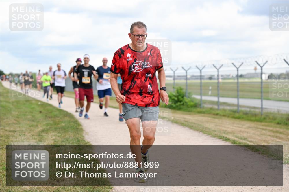 14.09.2025 - Airport Race Dr. Thomas Lammeyer http://msf.ph/oto/8881999 14.09.2025 12:34:27 Laufen 3 meine-sportfotos.de