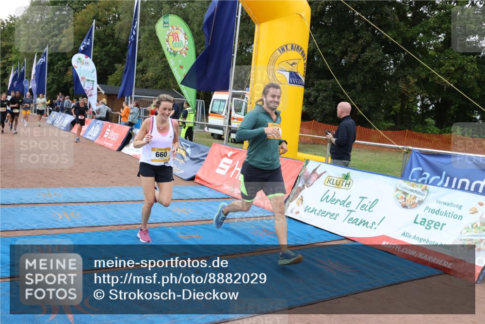 14.09.2025 - Airport Race Strokosch-Dieckow http://msf.ph/oto/8882029 14.09.2025 12:43:43 Ziel 54, 464, 513, 660, 989, 1459, 1550, 1633, 1954, 2070 meine-sportfotos.de