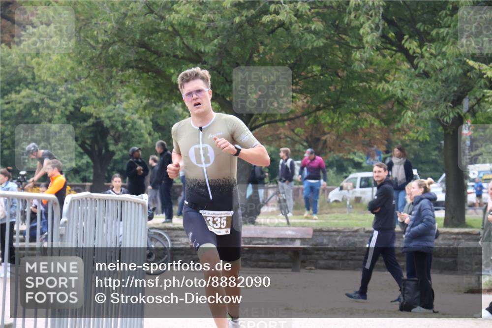 14.09.2025 - Stadtparktriathlon Strokosch-Dieckow http://msf.ph/oto/8882090 14.09.2025 09:42:15 Ziel 335 meine-sportfotos.de