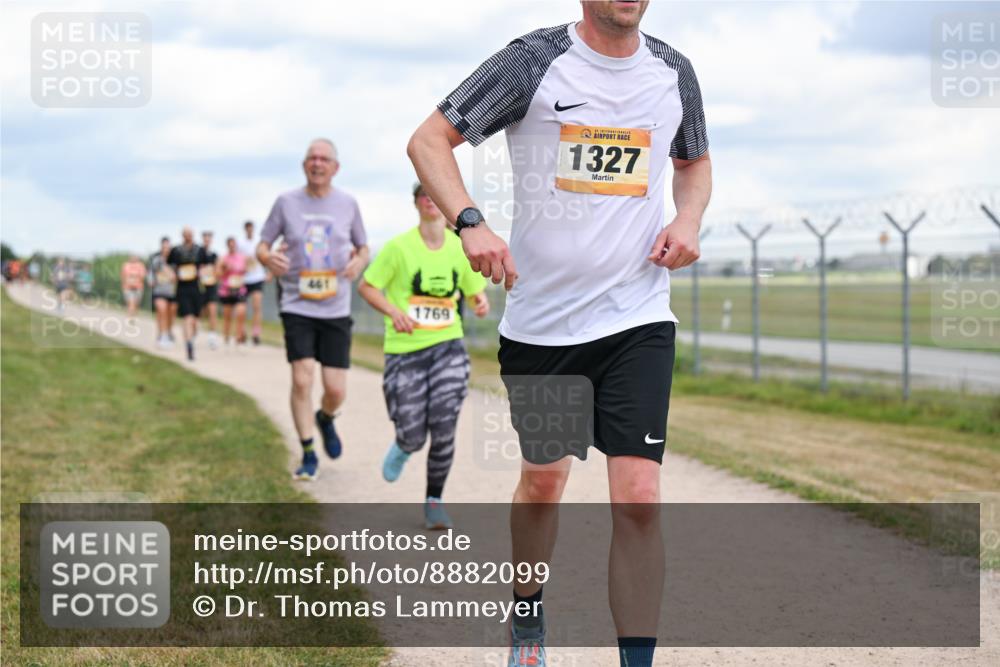14.09.2025 - Airport Race Dr. Thomas Lammeyer http://msf.ph/oto/8882099 14.09.2025 12:34:35 Laufen 1769, 1327 meine-sportfotos.de