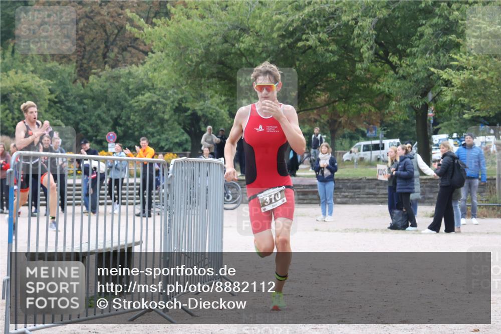 14.09.2025 - Stadtparktriathlon Strokosch-Dieckow http://msf.ph/oto/8882112 14.09.2025 09:43:25 Ziel 307, 310, 351 meine-sportfotos.de