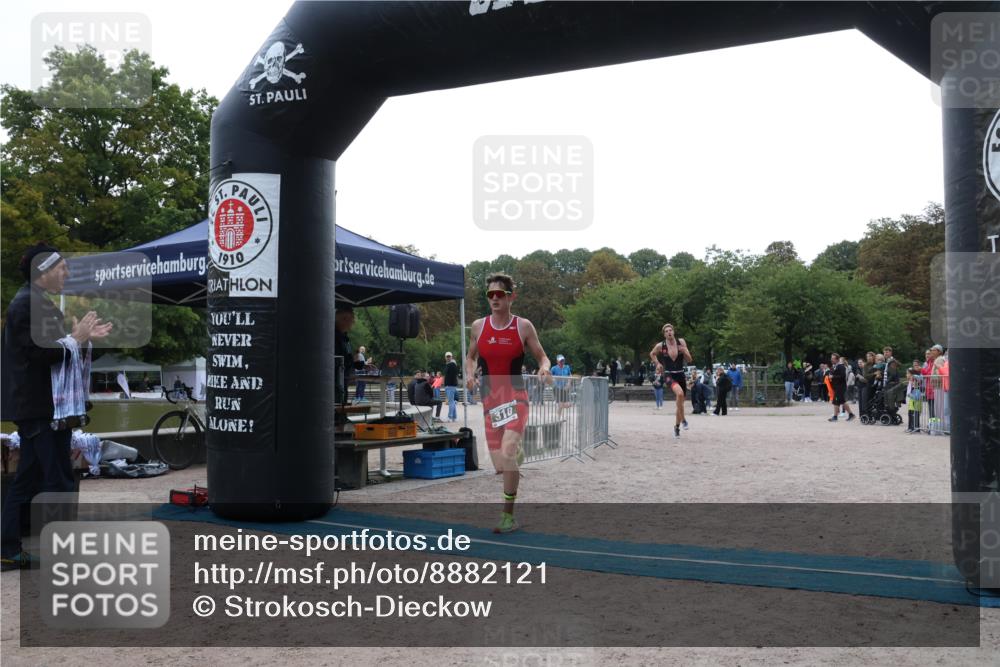 14.09.2025 - Stadtparktriathlon Strokosch-Dieckow http://msf.ph/oto/8882121 14.09.2025 09:43:27 Ziel 307, 310, 351 meine-sportfotos.de