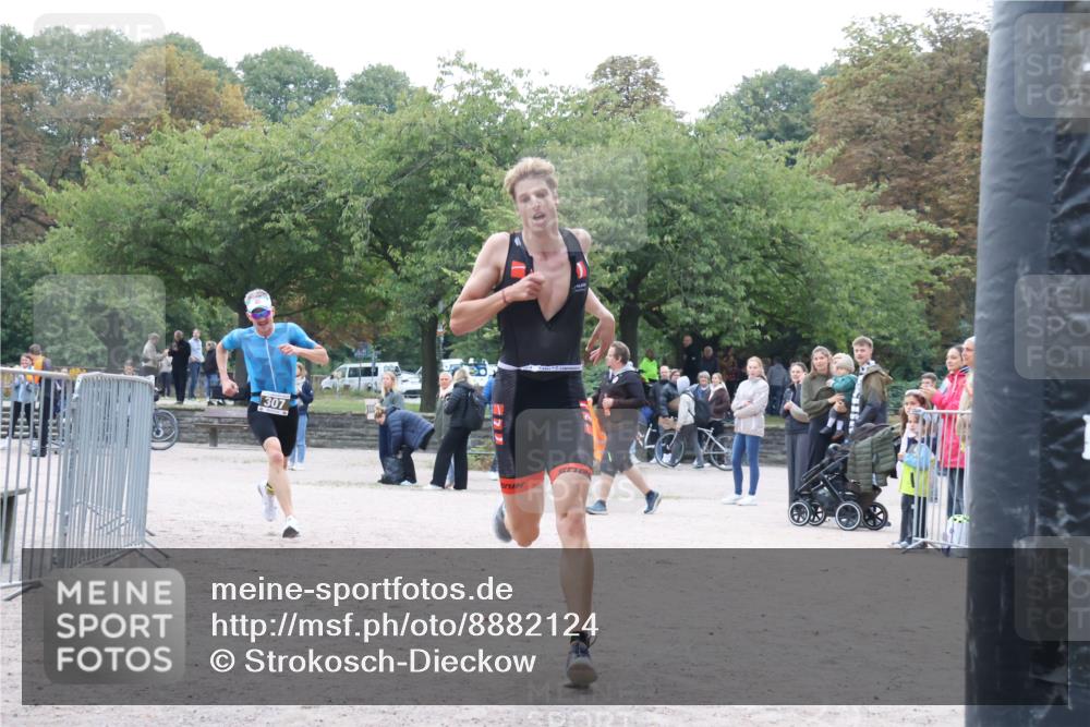14.09.2025 - Stadtparktriathlon Strokosch-Dieckow http://msf.ph/oto/8882124 14.09.2025 09:43:28 Ziel 307, 310, 351 meine-sportfotos.de