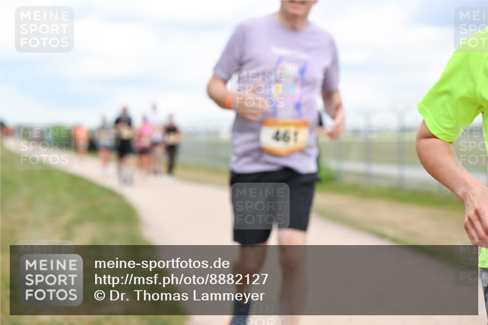 14.09.2025 - Airport Race Dr. Thomas Lammeyer http://msf.ph/oto/8882127 14.09.2025 12:34:37 Laufen 461 meine-sportfotos.de