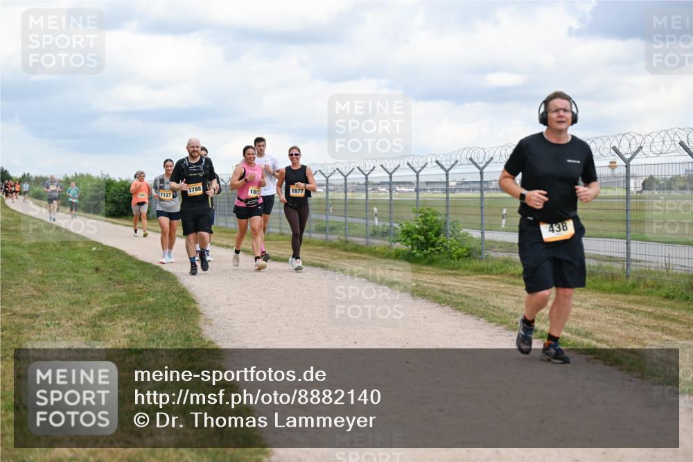 14.09.2025 - Airport Race Dr. Thomas Lammeyer http://msf.ph/oto/8882140 14.09.2025 12:34:38 Laufen 1788, 1137, 181, 1677, 438 meine-sportfotos.de