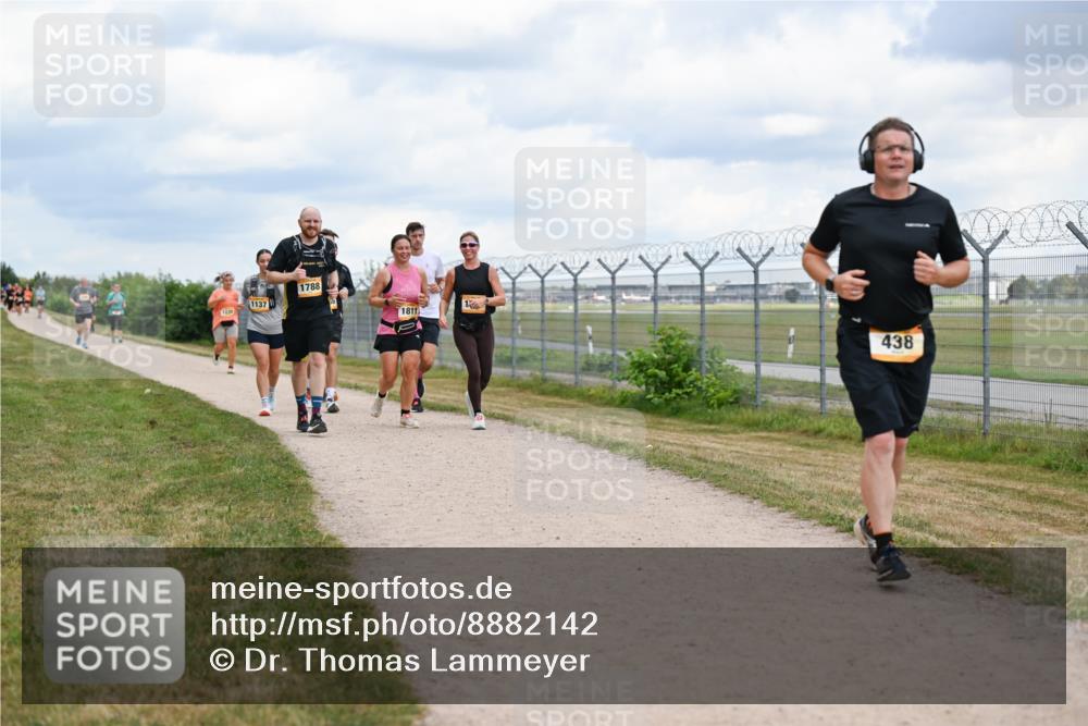 14.09.2025 - Airport Race Dr. Thomas Lammeyer http://msf.ph/oto/8882142 14.09.2025 12:34:39 Laufen 1235, 1137, 1788, 1811, 438 meine-sportfotos.de