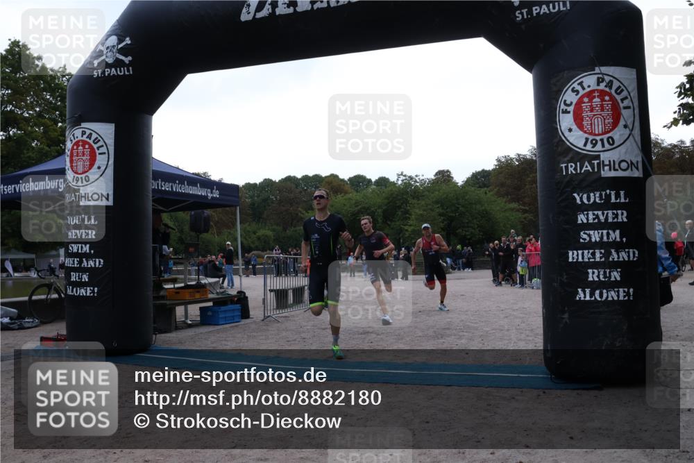 14.09.2025 - Stadtparktriathlon Strokosch-Dieckow http://msf.ph/oto/8882180 14.09.2025 09:44:13 Ziel 324, 334, 363 meine-sportfotos.de