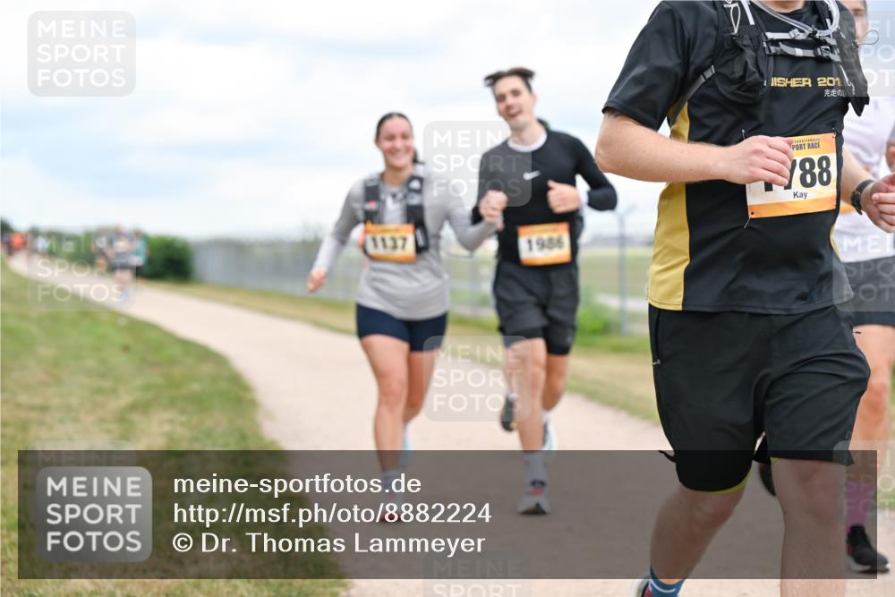 14.09.2025 - Airport Race Dr. Thomas Lammeyer http://msf.ph/oto/8882224 14.09.2025 12:34:45 Laufen 1137, 1986, 201, 88 meine-sportfotos.de