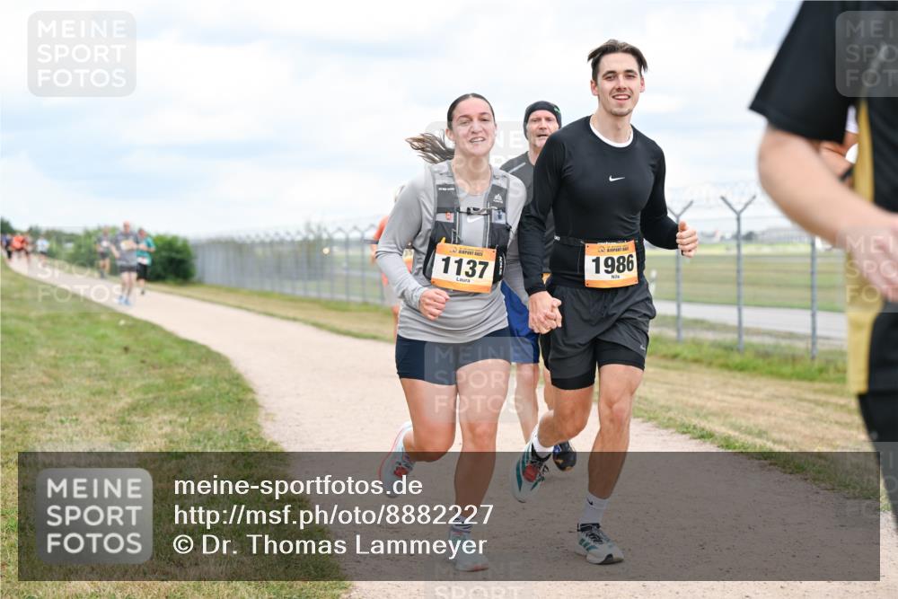 14.09.2025 - Airport Race Dr. Thomas Lammeyer http://msf.ph/oto/8882227 14.09.2025 12:34:45 Laufen 1137, 1986 meine-sportfotos.de