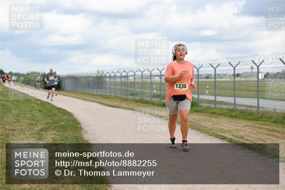14.09.2025 - Airport Race Dr. Thomas Lammeyer http://msf.ph/oto/8882255 14.09.2025 12:34:47 Laufen 1235 meine-sportfotos.de