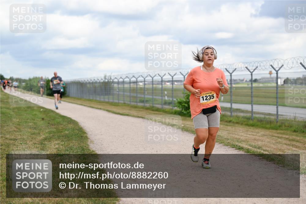 14.09.2025 - Airport Race Dr. Thomas Lammeyer http://msf.ph/oto/8882260 14.09.2025 12:34:48 Laufen 1235 meine-sportfotos.de