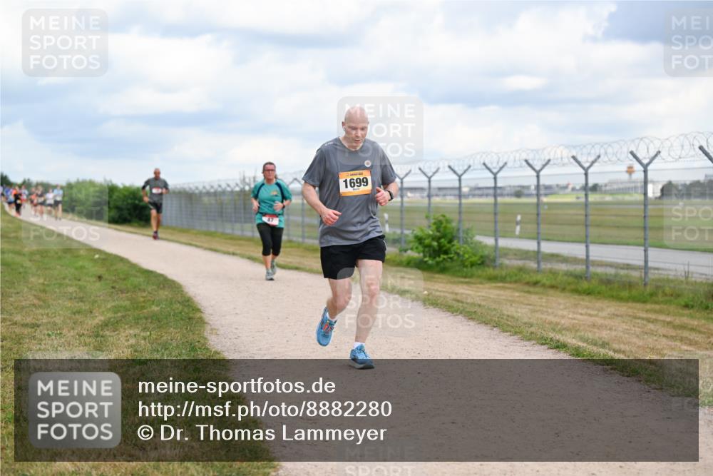 14.09.2025 - Airport Race Dr. Thomas Lammeyer http://msf.ph/oto/8882280 14.09.2025 12:34:55 Laufen 1699 meine-sportfotos.de