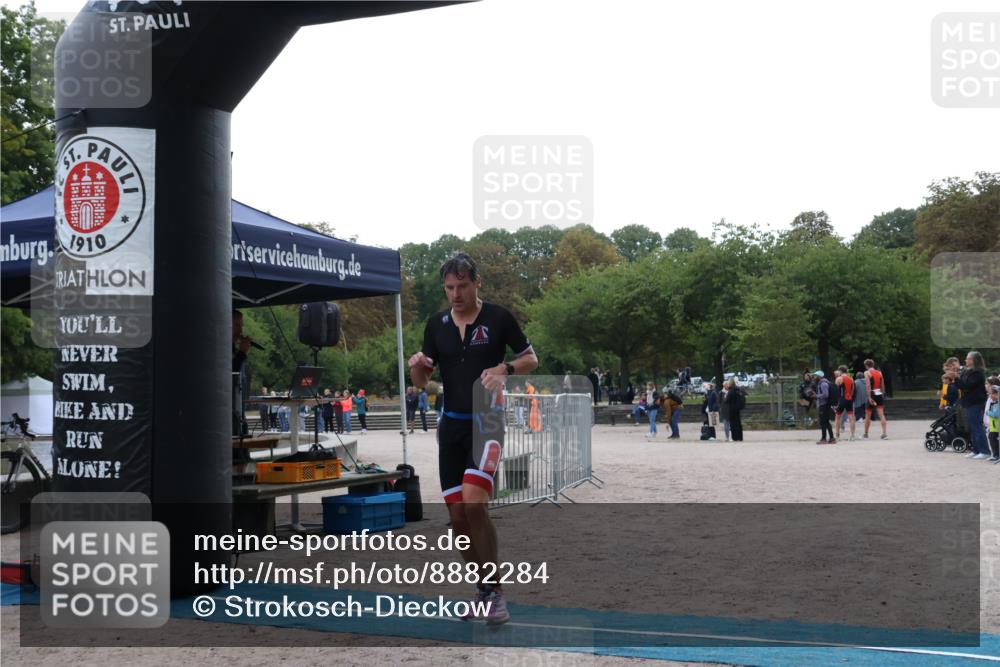 14.09.2025 - Stadtparktriathlon Strokosch-Dieckow http://msf.ph/oto/8882284 14.09.2025 09:46:14 Ziel 301 meine-sportfotos.de