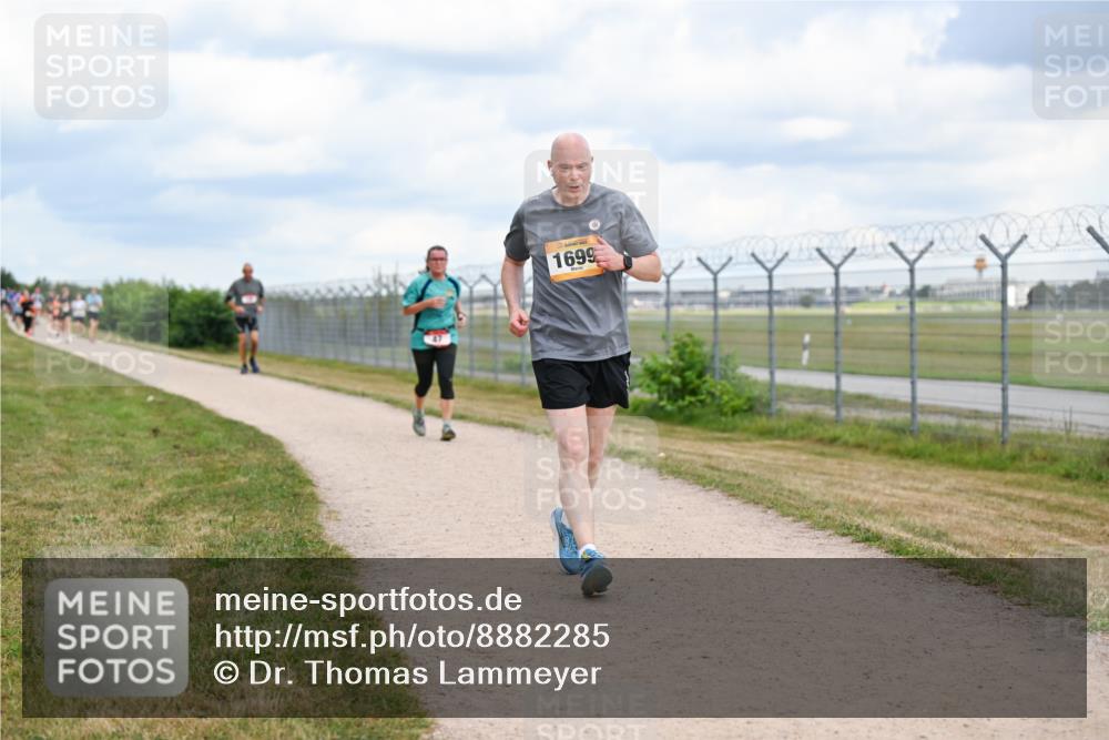 14.09.2025 - Airport Race Dr. Thomas Lammeyer http://msf.ph/oto/8882285 14.09.2025 12:34:56 Laufen 1699 meine-sportfotos.de