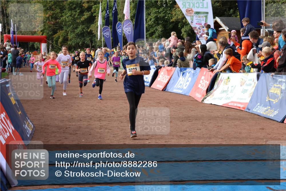 14.09.2025 - Airport Race Strokosch-Dieckow http://msf.ph/oto/8882286 14.09.2025 10:28:20 Ziel 3033, 3035, 3098, 3127, 3169, 3218, 3227, 3253, 3330, 3381, 3388, 3461, 3556, 3569, 5094 meine-sportfotos.de