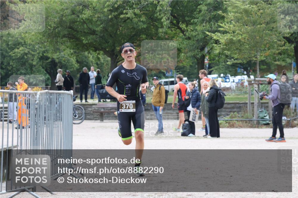 14.09.2025 - Stadtparktriathlon Strokosch-Dieckow http://msf.ph/oto/8882290 14.09.2025 09:46:21 Ziel 370 meine-sportfotos.de
