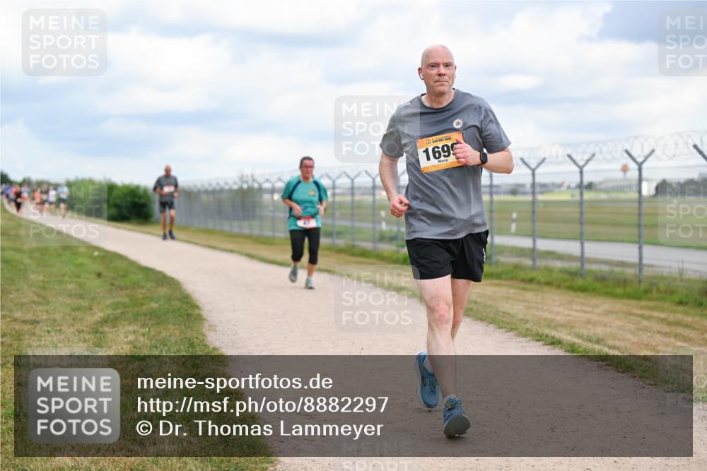 14.09.2025 - Airport Race Dr. Thomas Lammeyer http://msf.ph/oto/8882297 14.09.2025 12:34:56 Laufen 169 meine-sportfotos.de