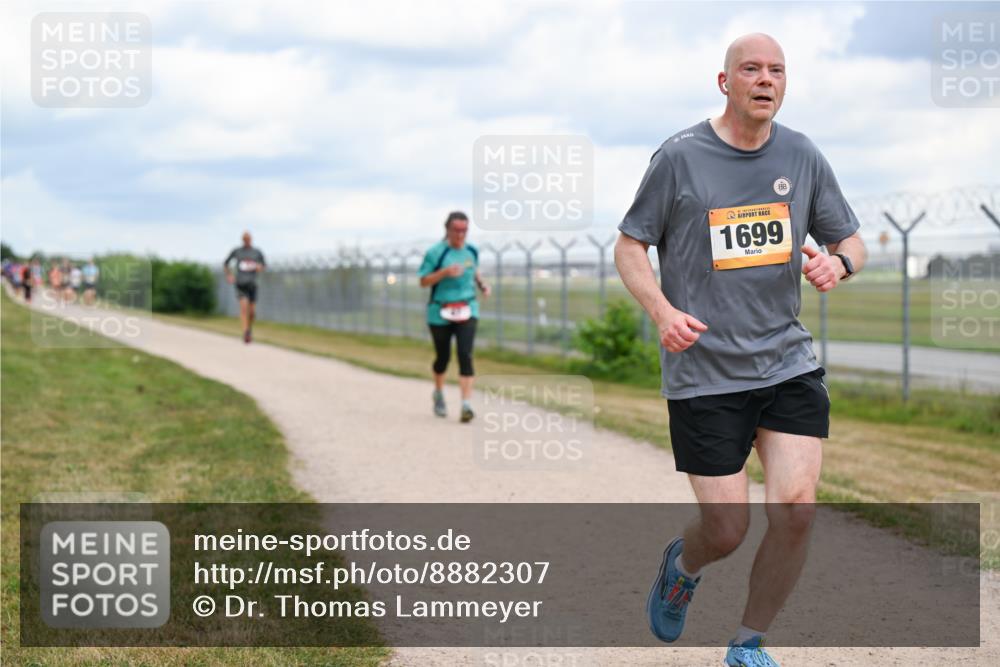 14.09.2025 - Airport Race Dr. Thomas Lammeyer http://msf.ph/oto/8882307 14.09.2025 12:34:57 Laufen 1699, 8 meine-sportfotos.de