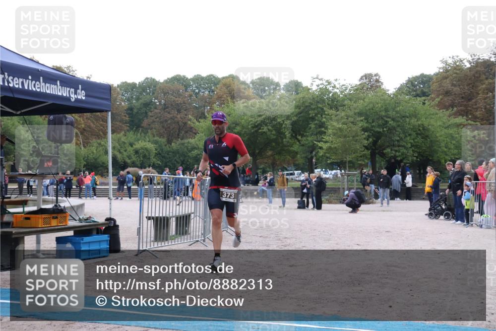 14.09.2025 - Stadtparktriathlon Strokosch-Dieckow http://msf.ph/oto/8882313 14.09.2025 09:46:39 Ziel 373 meine-sportfotos.de