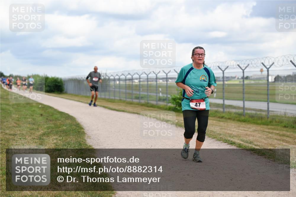 14.09.2025 - Airport Race Dr. Thomas Lammeyer http://msf.ph/oto/8882314 14.09.2025 12:35:00 Laufen 47 meine-sportfotos.de