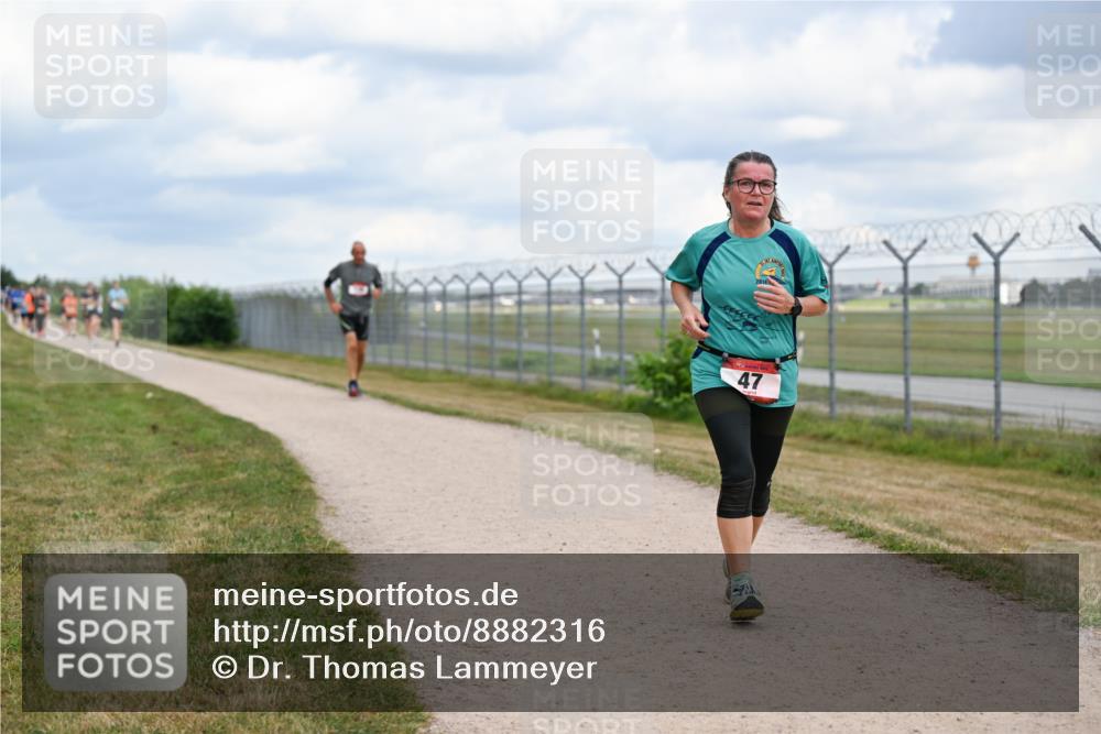 14.09.2025 - Airport Race Dr. Thomas Lammeyer http://msf.ph/oto/8882316 14.09.2025 12:35:00 Laufen 47 meine-sportfotos.de