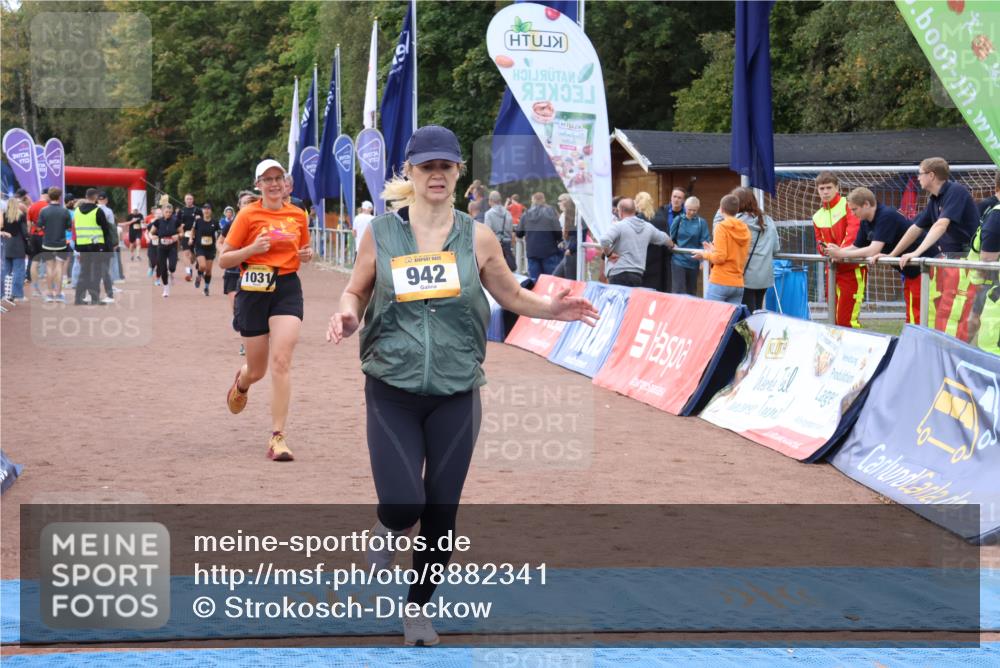 14.09.2025 - Airport Race Strokosch-Dieckow http://msf.ph/oto/8882341 14.09.2025 12:44:08 Ziel 90, 641, 742, 812, 927, 942, 1001, 1031, 1287, 1421, 1730, 1900, 2134 meine-sportfotos.de