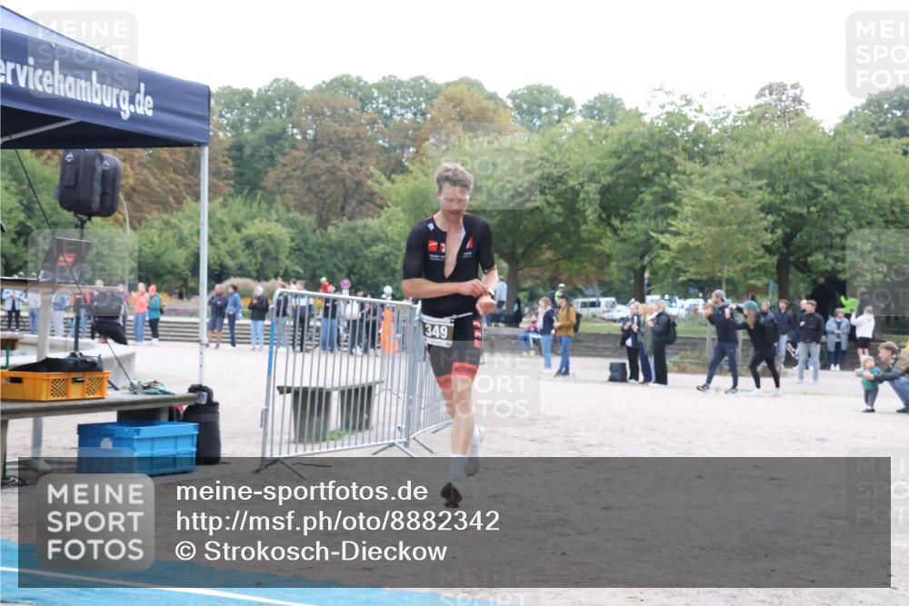 14.09.2025 - Stadtparktriathlon Strokosch-Dieckow http://msf.ph/oto/8882342 14.09.2025 09:47:12 Ziel 347, 349, 353 meine-sportfotos.de