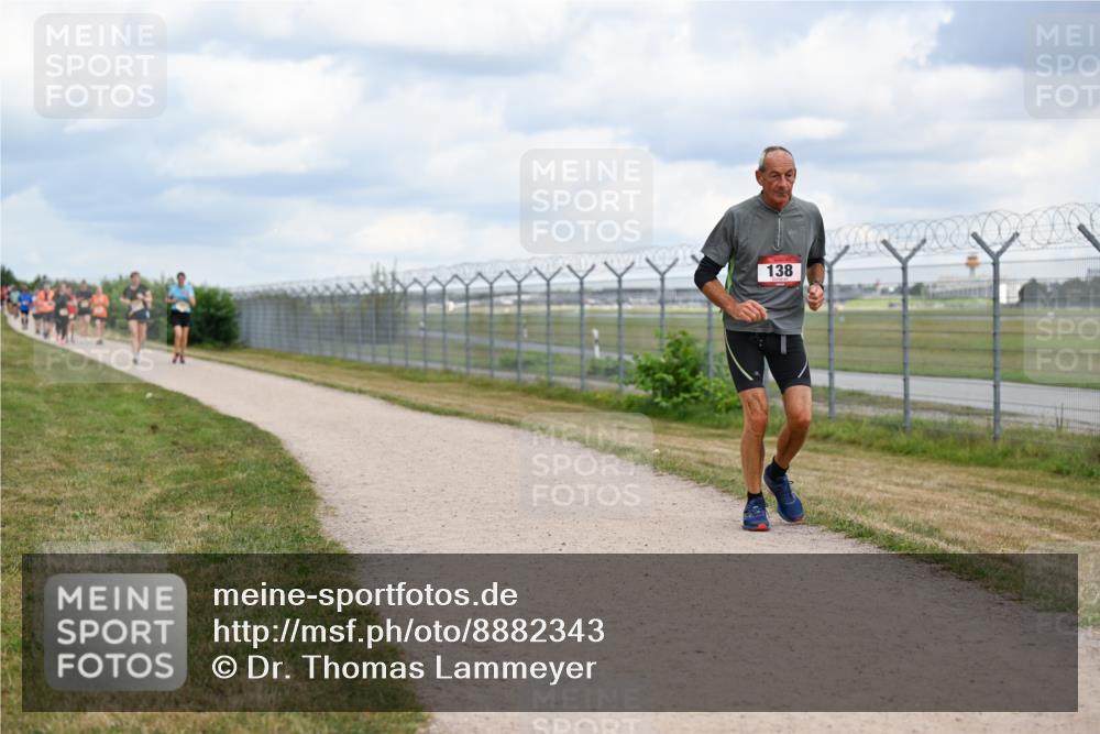 14.09.2025 - Airport Race Dr. Thomas Lammeyer http://msf.ph/oto/8882343 14.09.2025 12:35:06 Laufen 138 meine-sportfotos.de