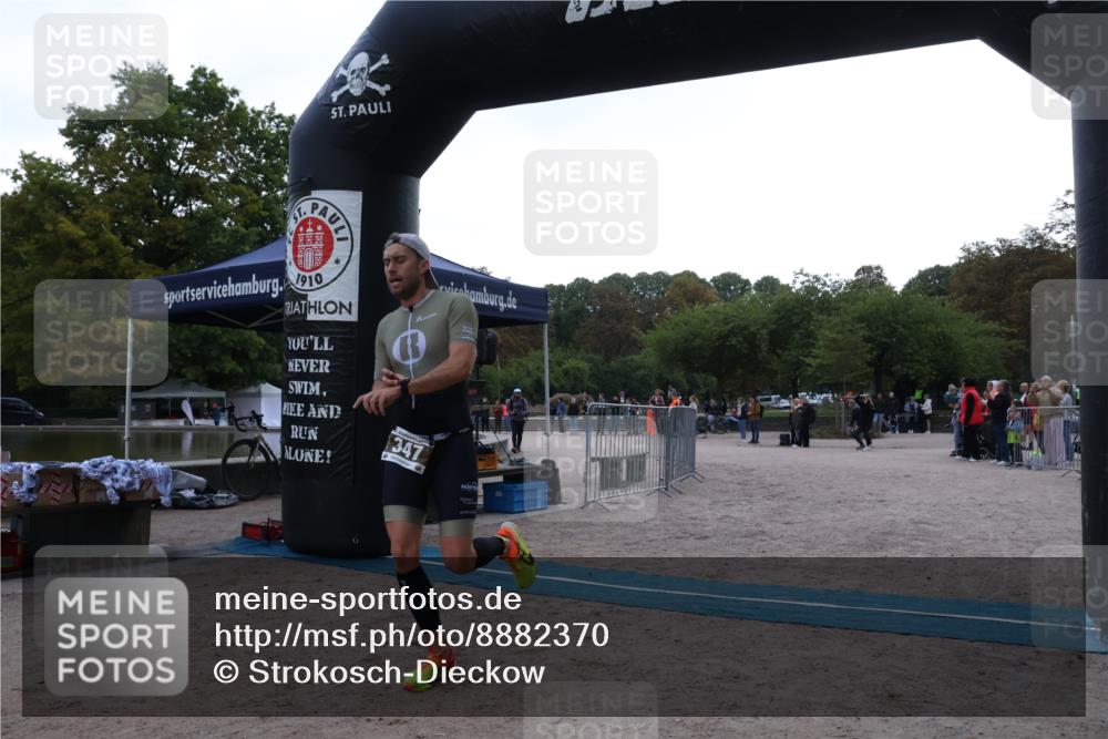 14.09.2025 - Stadtparktriathlon Strokosch-Dieckow http://msf.ph/oto/8882370 14.09.2025 09:47:19 Ziel 347, 349 meine-sportfotos.de