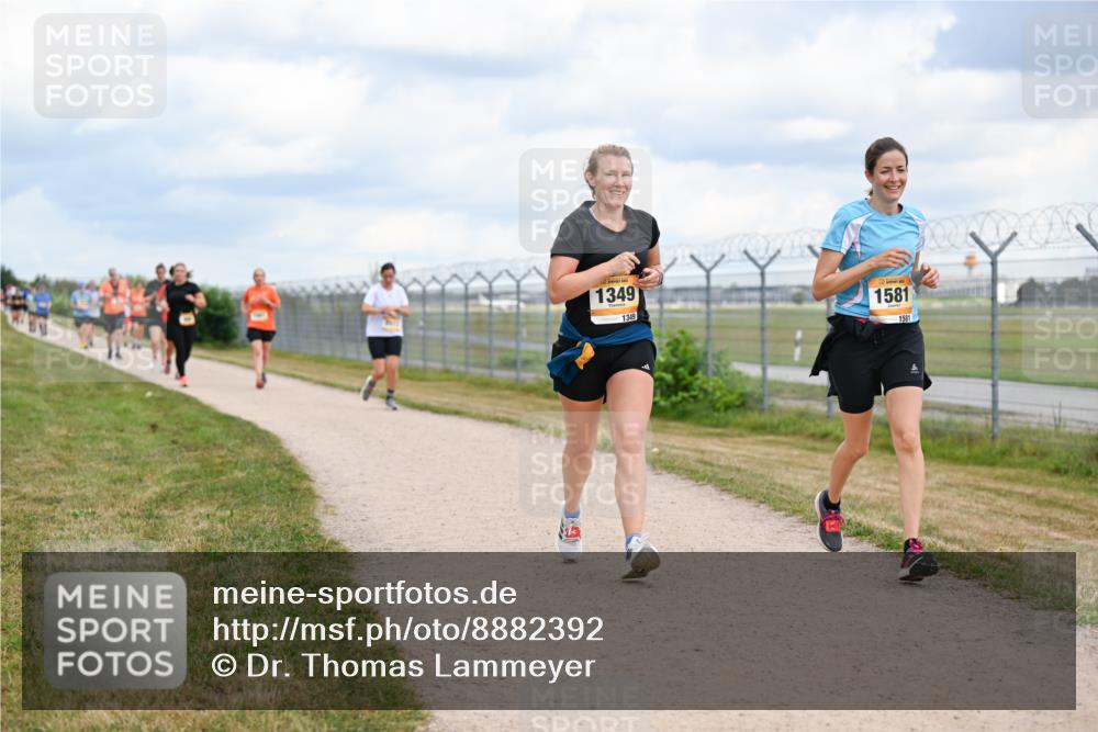 14.09.2025 - Airport Race Dr. Thomas Lammeyer http://msf.ph/oto/8882392 14.09.2025 12:35:18 Laufen 1349, 1349, 1581, 1581 meine-sportfotos.de