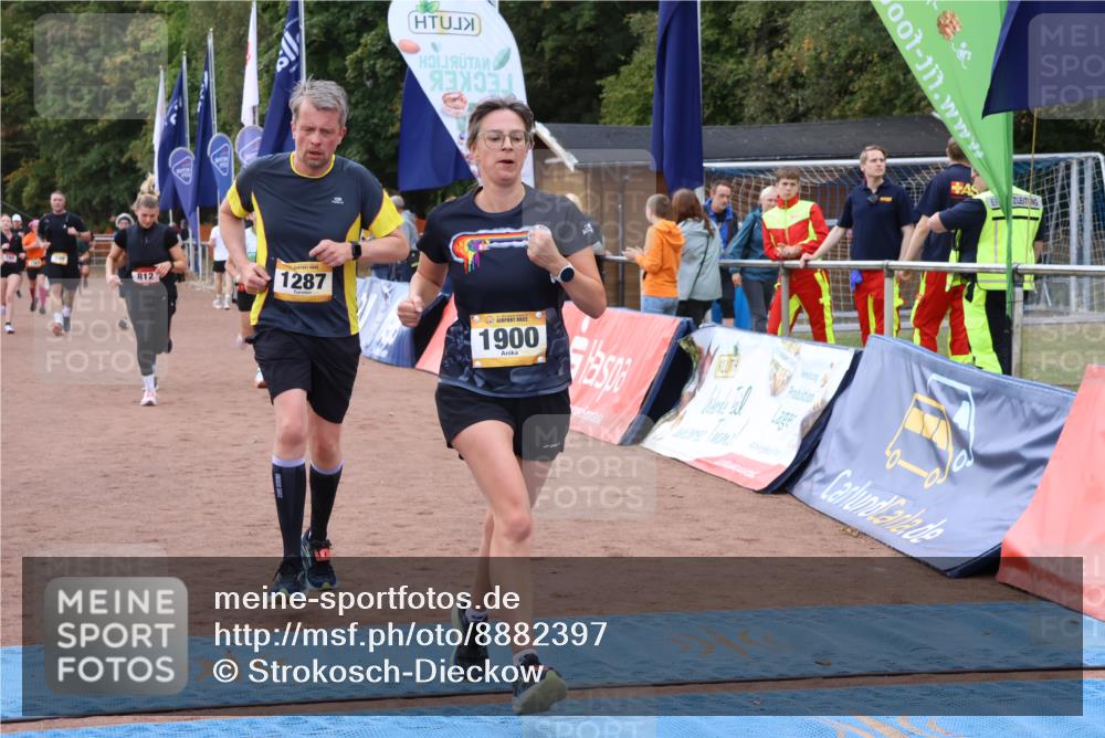 14.09.2025 - Airport Race Strokosch-Dieckow http://msf.ph/oto/8882397 14.09.2025 12:44:13 Ziel 238, 590, 788, 812, 927, 1031, 1287, 1371, 1421, 1562, 1741, 1900 meine-sportfotos.de