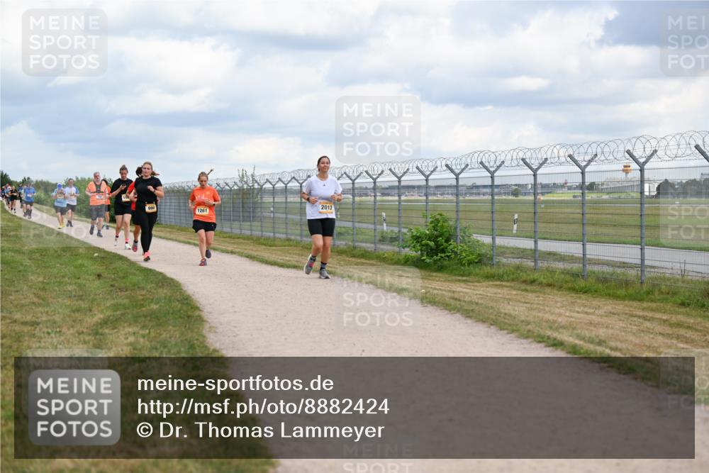 14.09.2025 - Airport Race Dr. Thomas Lammeyer http://msf.ph/oto/8882424 14.09.2025 12:35:20 Laufen 2013, 1261 meine-sportfotos.de
