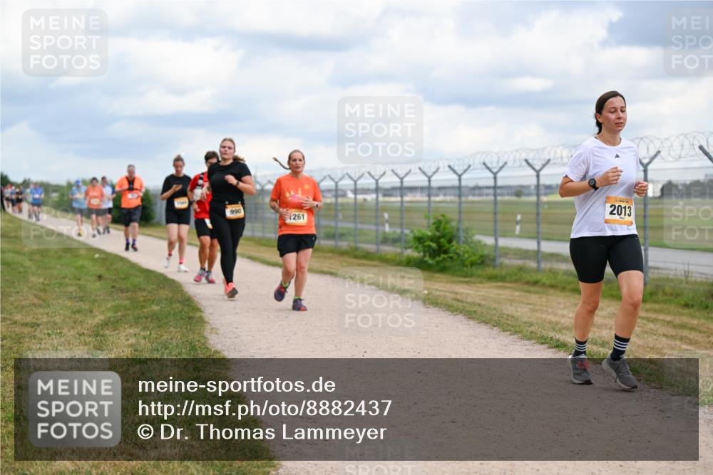 14.09.2025 - Airport Race Dr. Thomas Lammeyer http://msf.ph/oto/8882437 14.09.2025 12:35:24 Laufen 990, 261, 2013 meine-sportfotos.de