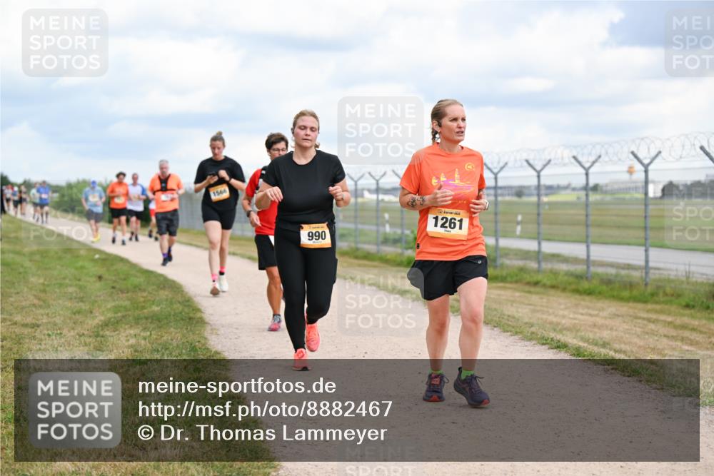 14.09.2025 - Airport Race Dr. Thomas Lammeyer http://msf.ph/oto/8882467 14.09.2025 12:35:27 Laufen 1566, 990, 1261 meine-sportfotos.de