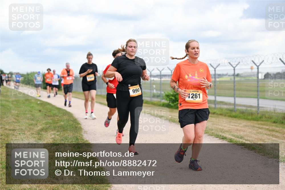 14.09.2025 - Airport Race Dr. Thomas Lammeyer http://msf.ph/oto/8882472 14.09.2025 12:35:27 Laufen 1544, 990, 261 meine-sportfotos.de