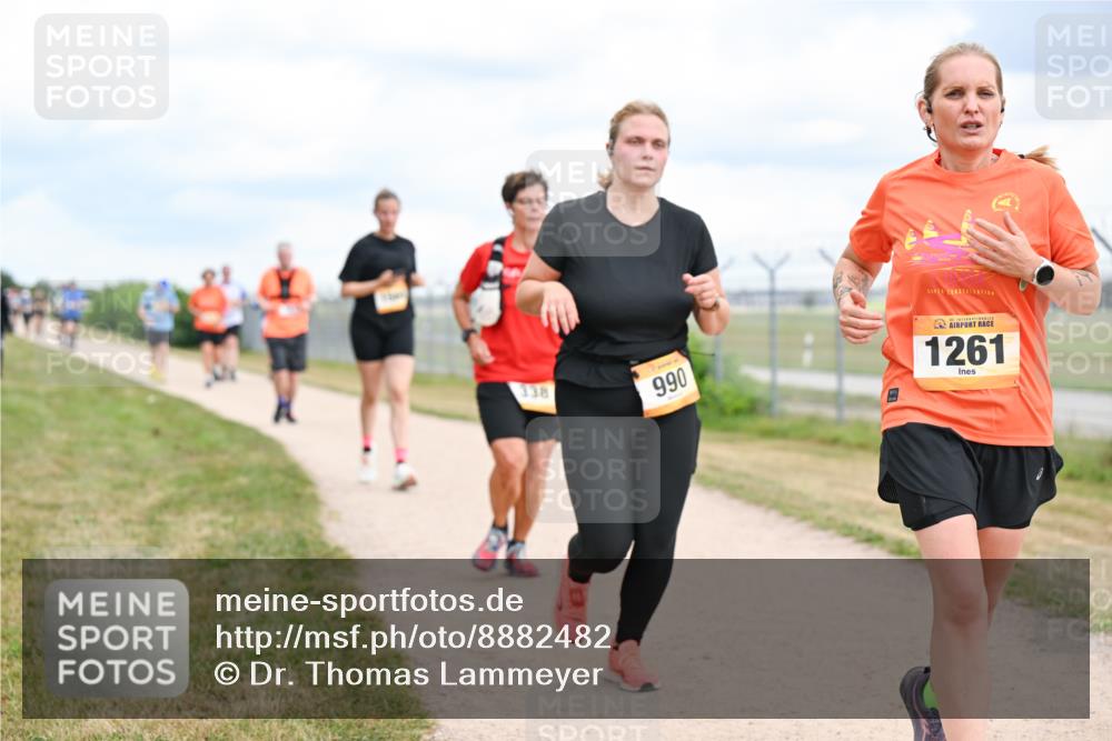 14.09.2025 - Airport Race Dr. Thomas Lammeyer http://msf.ph/oto/8882482 14.09.2025 12:35:28 Laufen 338, 990, 1261 meine-sportfotos.de