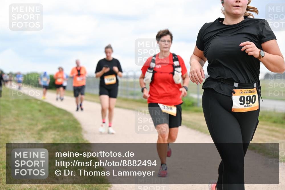 14.09.2025 - Airport Race Dr. Thomas Lammeyer http://msf.ph/oto/8882494 14.09.2025 12:35:29 Laufen 338, 42, 990 meine-sportfotos.de