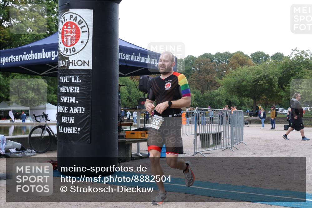 14.09.2025 - Stadtparktriathlon Strokosch-Dieckow http://msf.ph/oto/8882504 14.09.2025 09:48:50 Ziel 326 meine-sportfotos.de