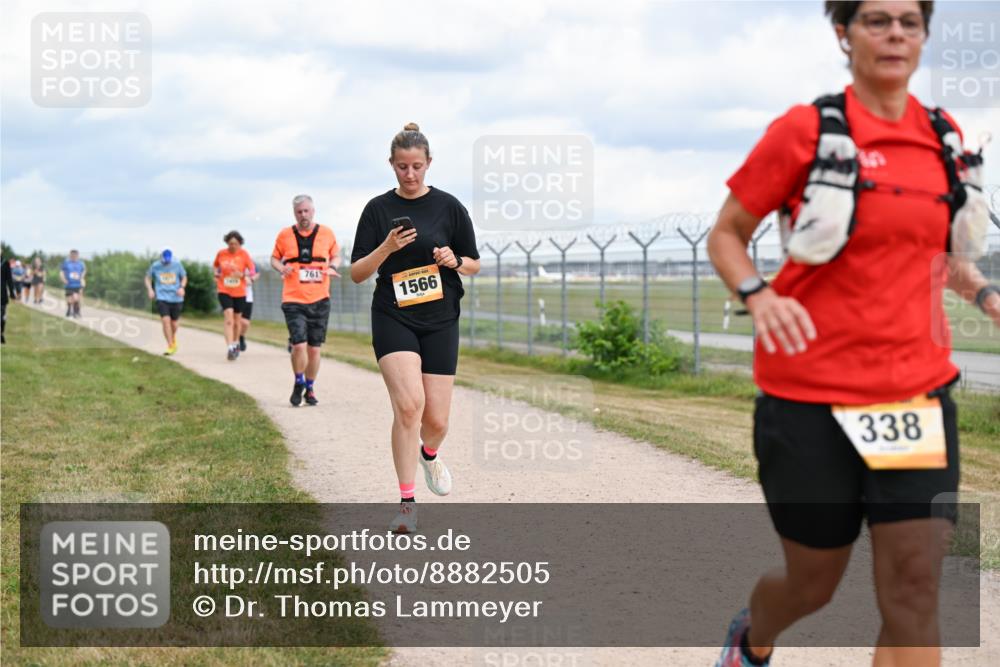 14.09.2025 - Airport Race Dr. Thomas Lammeyer http://msf.ph/oto/8882505 14.09.2025 12:35:30 Laufen 761, 1566, 338 meine-sportfotos.de