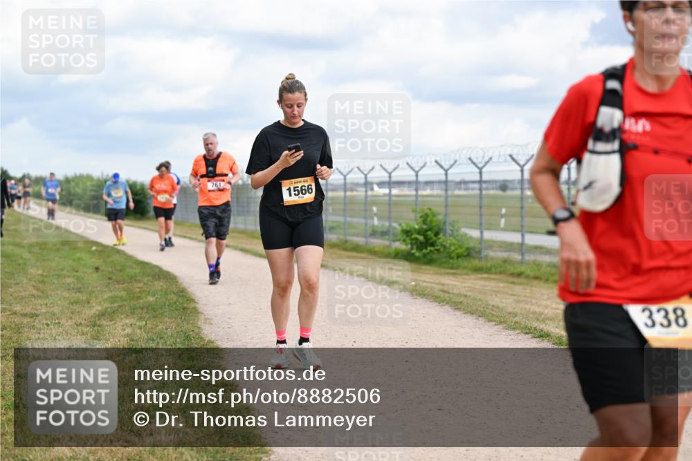14.09.2025 - Airport Race Dr. Thomas Lammeyer http://msf.ph/oto/8882506 14.09.2025 12:35:30 Laufen 761, 1566, 338 meine-sportfotos.de