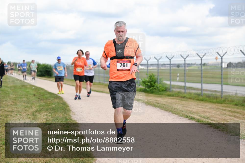 14.09.2025 - Airport Race Dr. Thomas Lammeyer http://msf.ph/oto/8882558 14.09.2025 12:35:34 Laufen 761 meine-sportfotos.de