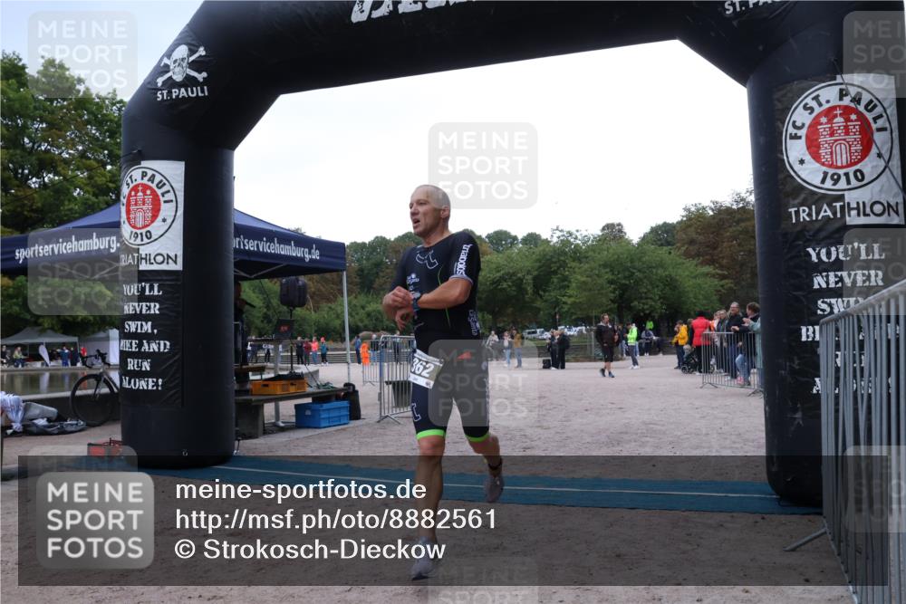 14.09.2025 - Stadtparktriathlon Strokosch-Dieckow http://msf.ph/oto/8882561 14.09.2025 09:49:24 Ziel 362, 451 meine-sportfotos.de