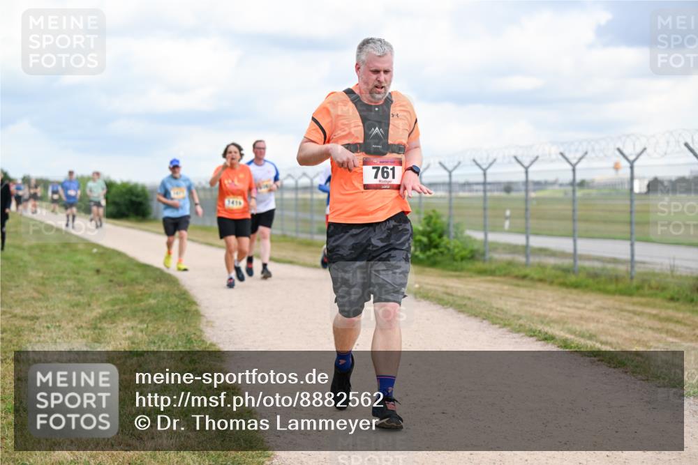 14.09.2025 - Airport Race Dr. Thomas Lammeyer http://msf.ph/oto/8882562 14.09.2025 12:35:34 Laufen 761 meine-sportfotos.de