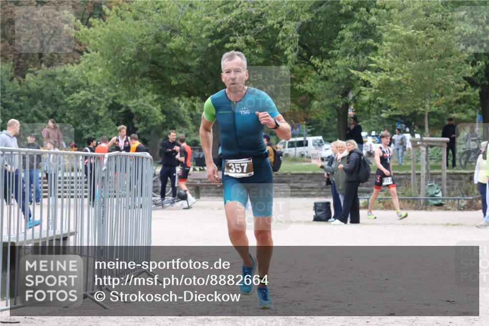 14.09.2025 - Stadtparktriathlon Strokosch-Dieckow http://msf.ph/oto/8882664 14.09.2025 09:50:48 Ziel 357 meine-sportfotos.de