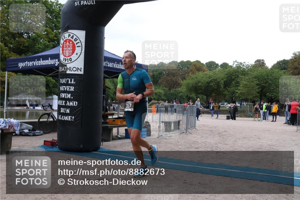 14.09.2025 - Stadtparktriathlon Strokosch-Dieckow http://msf.ph/oto/8882673 14.09.2025 09:50:50 Ziel 357, 369 meine-sportfotos.de