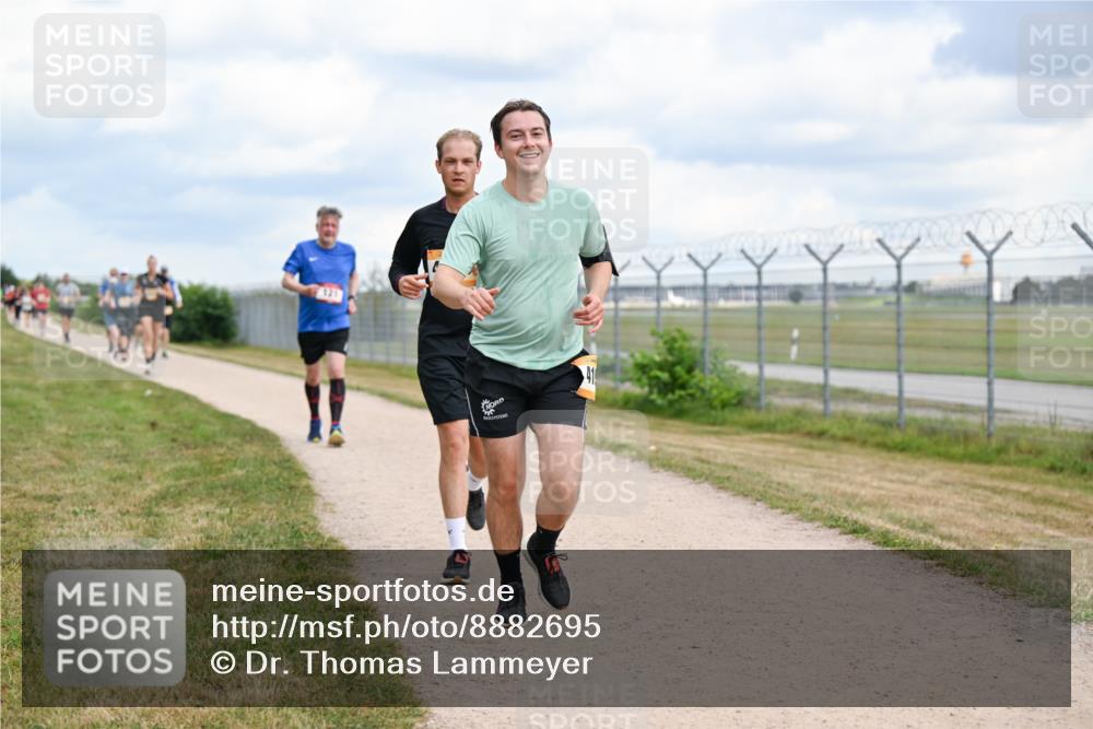 14.09.2025 - Airport Race Dr. Thomas Lammeyer http://msf.ph/oto/8882695 14.09.2025 12:35:46 Laufen  meine-sportfotos.de