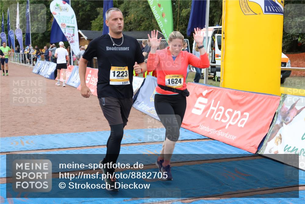 14.09.2025 - Airport Race Strokosch-Dieckow http://msf.ph/oto/8882705 14.09.2025 12:44:36 Ziel 152, 933, 1114, 1220, 1223, 1352, 1383, 1624, 4206 meine-sportfotos.de