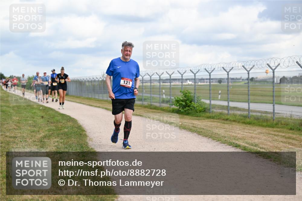 14.09.2025 - Airport Race Dr. Thomas Lammeyer http://msf.ph/oto/8882728 14.09.2025 12:35:49 Laufen 121 meine-sportfotos.de