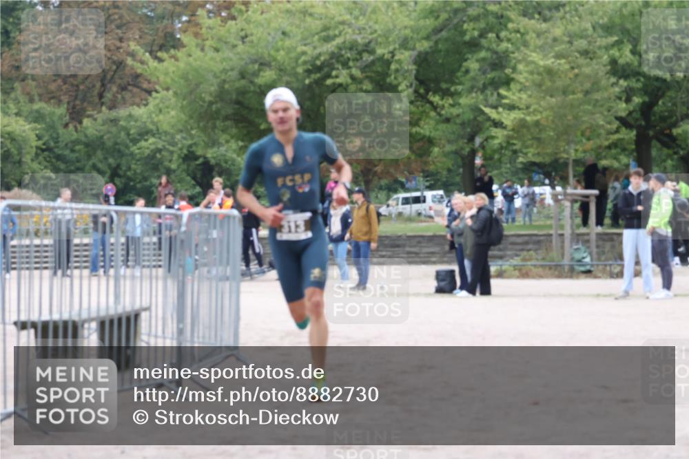 14.09.2025 - Stadtparktriathlon Strokosch-Dieckow http://msf.ph/oto/8882730 14.09.2025 09:51:10 Ziel 313, 336, 378 meine-sportfotos.de
