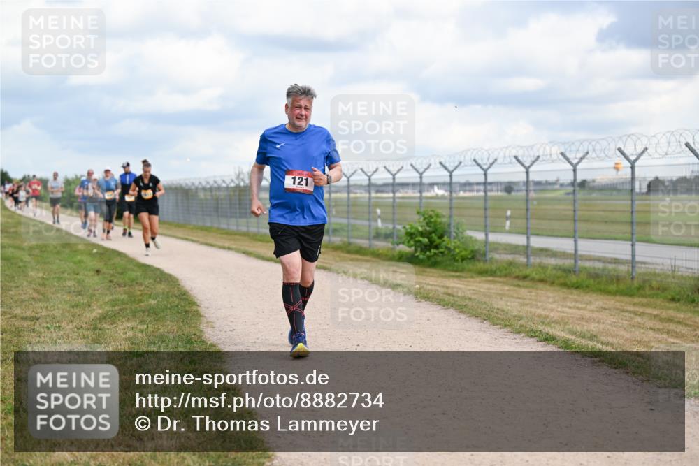 14.09.2025 - Airport Race Dr. Thomas Lammeyer http://msf.ph/oto/8882734 14.09.2025 12:35:50 Laufen 121 meine-sportfotos.de
